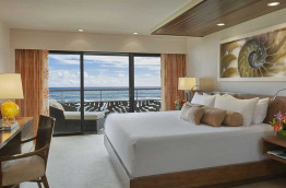 Hawaii - Kauai - Poipu - Ko'a Kea Hotel & Resort - Oceanfront Suite
