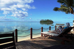 Iles Cook - Rarotonga - Muri Beachcomber - Terrasse en bord de lagon