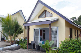 Vanuatu - Port Vila - Moorings Hotel - Harbourside Room