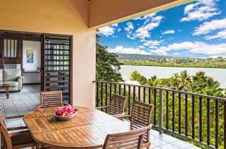 Vanuatu - Port Vila - Poppy's on the Lagoon - 3 Bedroom Lagoon View Apartment