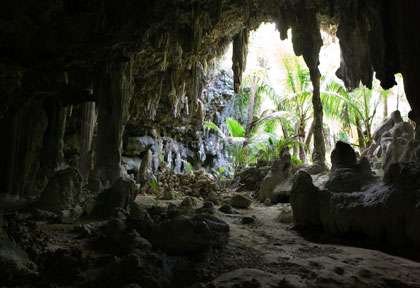 Les grottes de Atiu