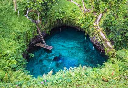 Le Trou bleu de To Sua