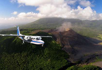 Vol au dessus du volcan de Tanna