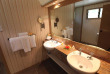 Fidji - Iles Mamanuca - Matamanoa Island Resort - Beachfront Pool Bure