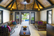 Fidji - Iles Mamanuca - Matamanoa Island Resort - Beachfront Pool Bure
