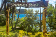 Vanuatu - Efate - Iririki Island Resort - Snorkeler's Cove