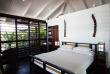 Vanuatu - Espiritu Santo - Barrier Beach Resort - Beachfront Fare