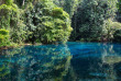 Vanuatu - Espiritu Santo - Pirogue sur la rivière Riri © Shutterstock, Fredy Thuerig