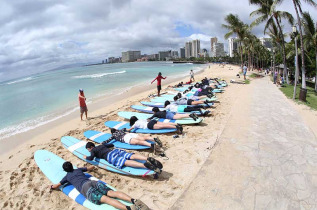 Hawaii - Oahu - Cours de surf à Waikiki