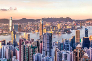 Hong Kong – Vue depuis le Peak Victoria © Ronnie Chua – Shutterstock