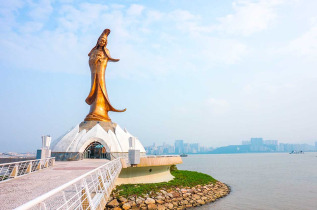 Hong Kong - Une journe  Macao © iStock, Kanokporn55