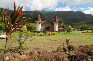 Polynésie Française - Îles Marquises - Nuku Hiva - Safari 4x4 à la Découverte de Nuku Hiva