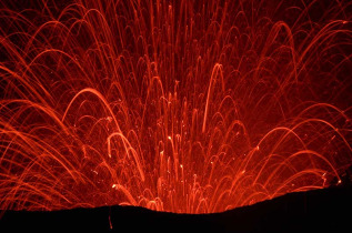 Vanuatu - Tanna - Le volcan Yasur © Eden Tours