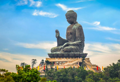 Hong Kong - Le Bouddha de Lantau © iStock, Sakdawut14