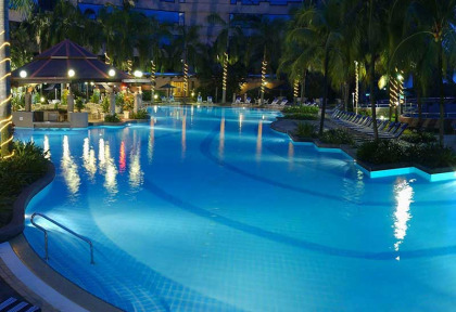 Malaisie - Kuala Lumpur - Renaissance Kuala Lumpur Hotel - Piscine du Rennaissance