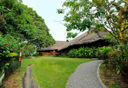 Papouasie-Nouvelle-Guinée - Rabaul - Kokopo Beach Bungalow Resort © Nobutsugu Sugiyama