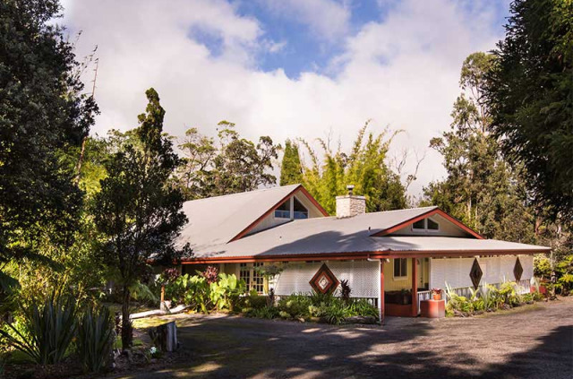 Hawaii - Hawaii Big Island - Volcano - Lokahi Lodge