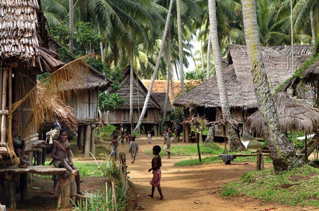 Papouasie-Nouvelle-Guinée - Région de Karawari © Trans Niugini Tours