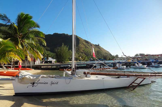 Polynésie française - Moorea - Coucher de Soleil Polynesian Spirit