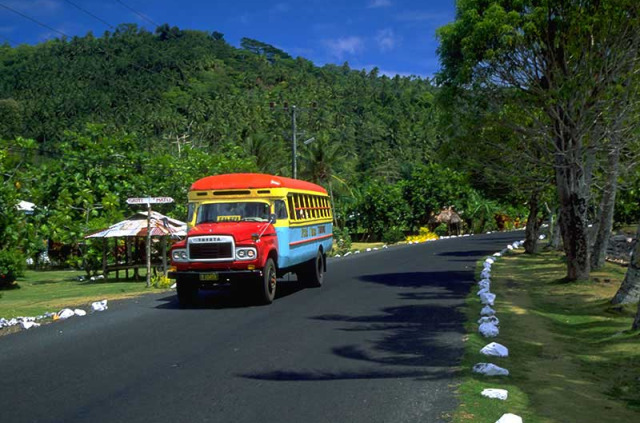 Samoa - Bus local © Samoa Tourism