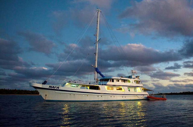 Tonga - Croisière Naia